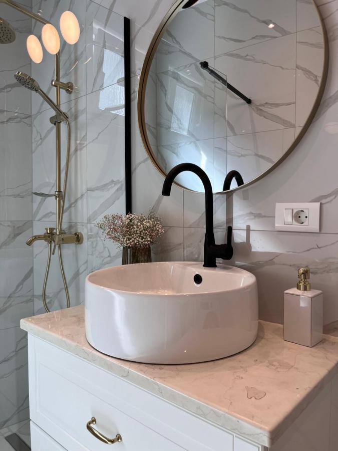 Modern Olive 30 Meters From The In Duce