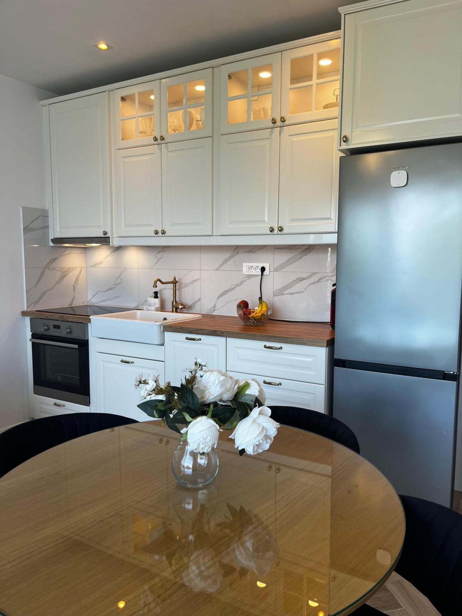 Apartament Modern Olive 30 Meters From The In